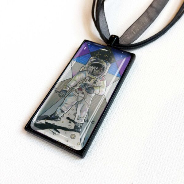Smile, Buzz - Pendant